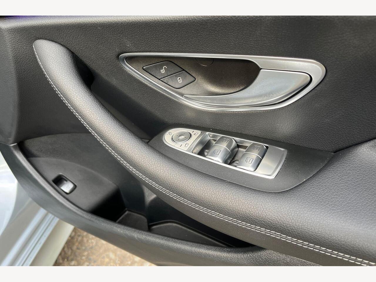 Used Mercedes-Benz E Class 2021 for sale - 76674299: Photo 25