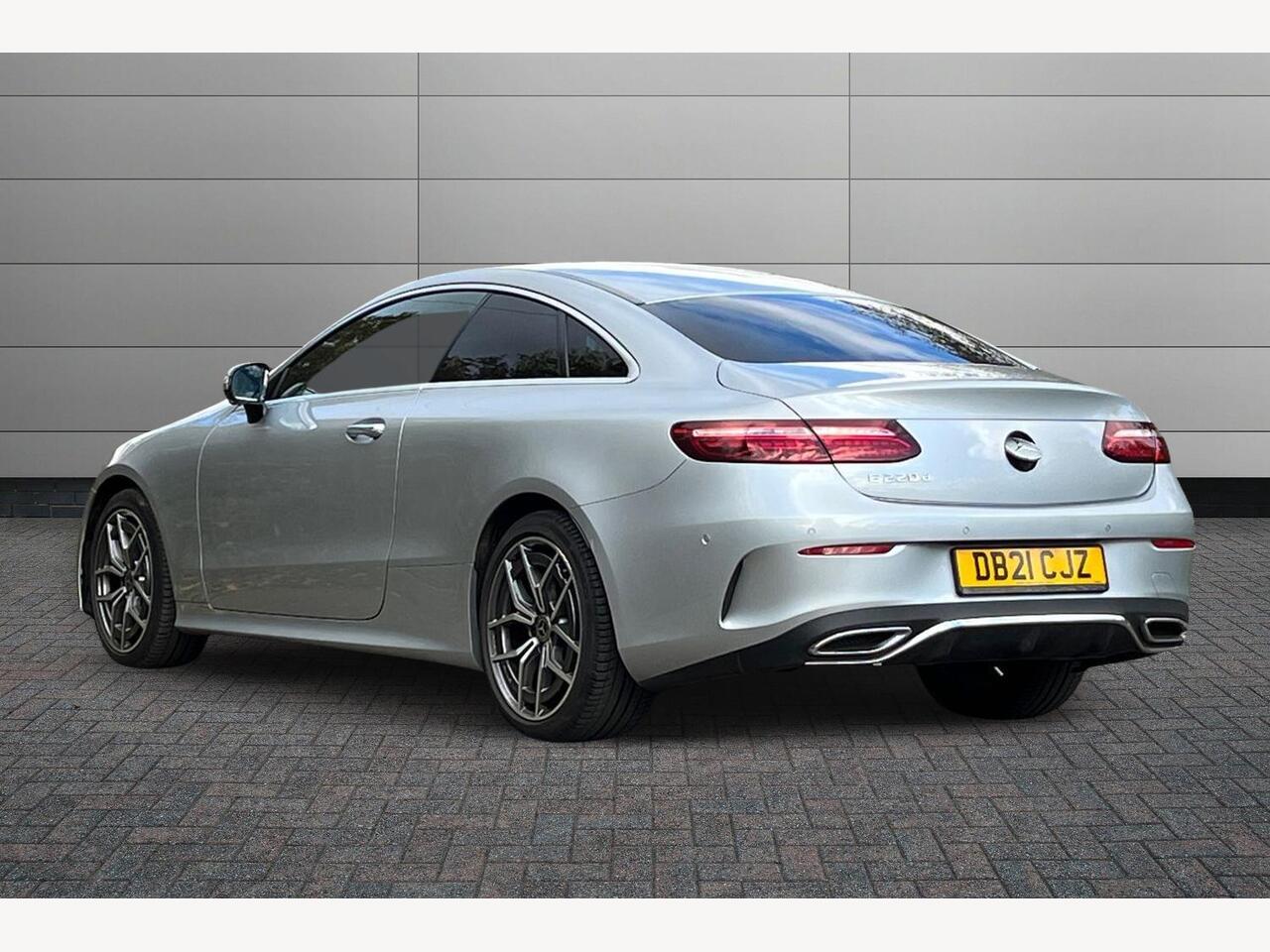 Used Mercedes-Benz E Class 2021 for sale - 76674299: Photo 3