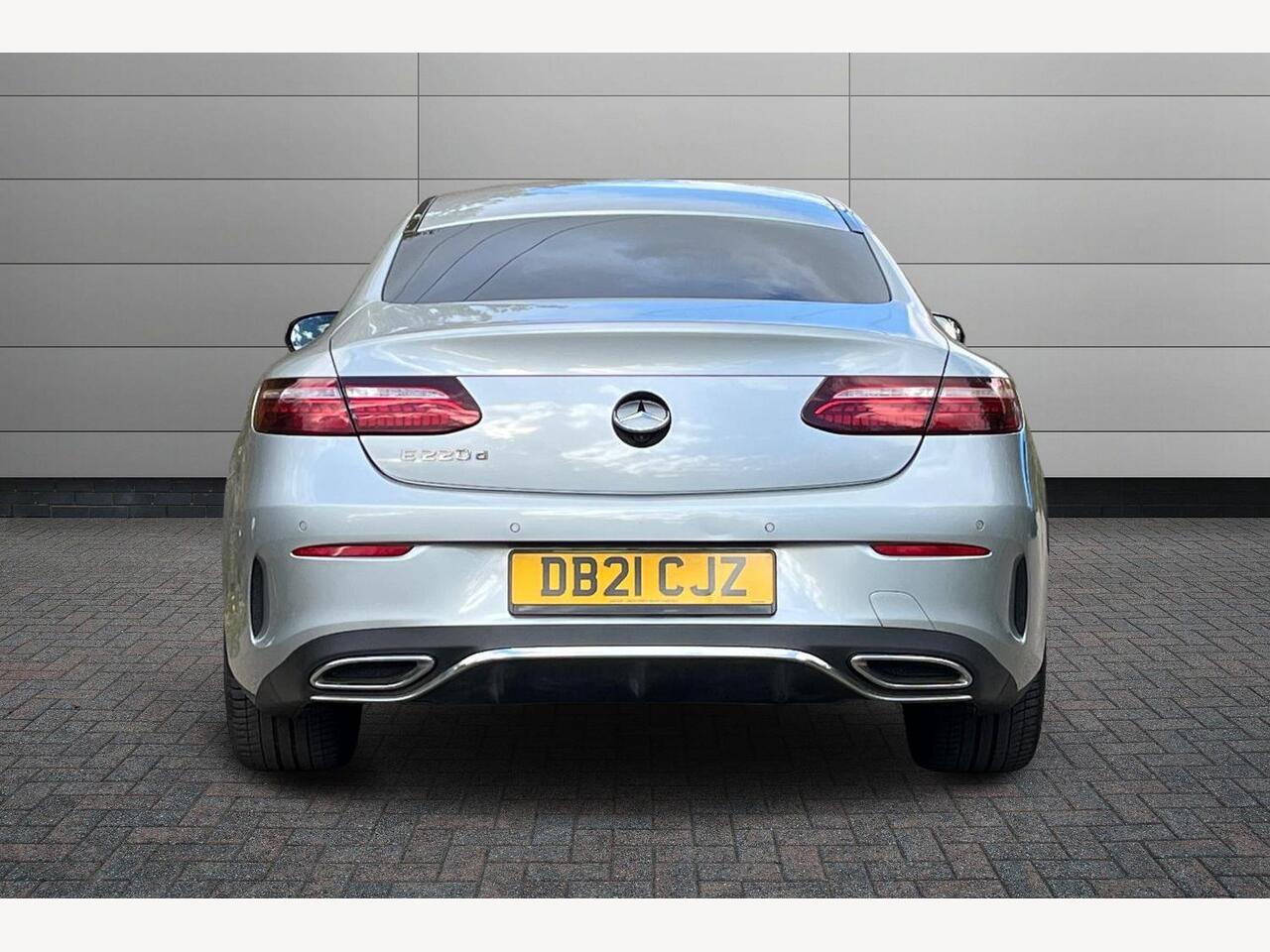 Used Mercedes-Benz E Class 2021 for sale - 76674299: Photo 4