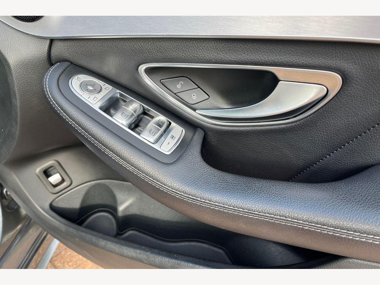 Used Mercedes-Benz C Class 2019 for sale - 76673887: Photo 23