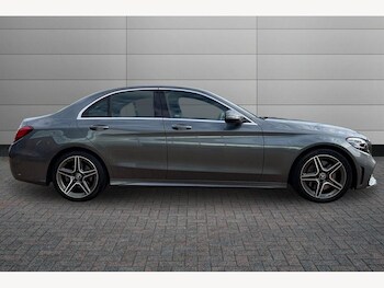 Used Mercedes-Benz C Class 2019 for sale - 76673887: Photo