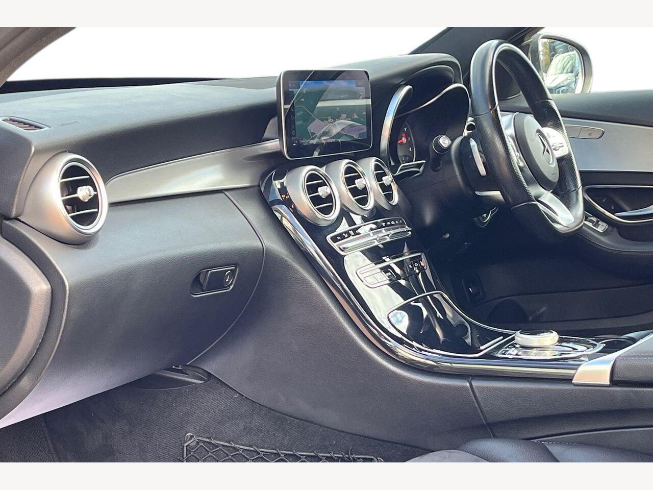 Used Mercedes-Benz C Class 2019 for sale - 76673887: Photo 9