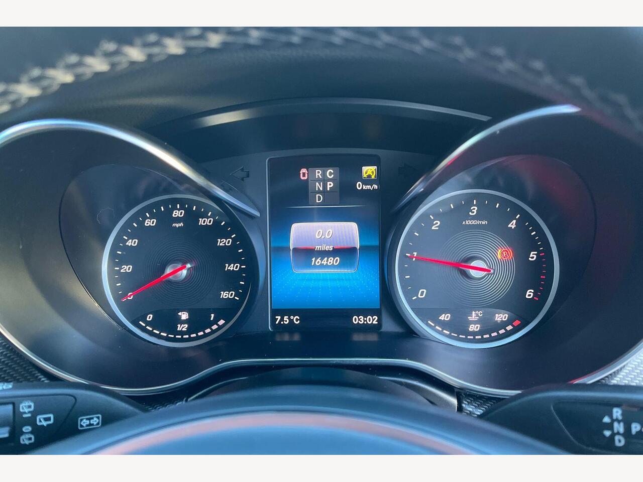 Used Mercedes-Benz V-Class 2024 for sale - 77855399: Photo 6