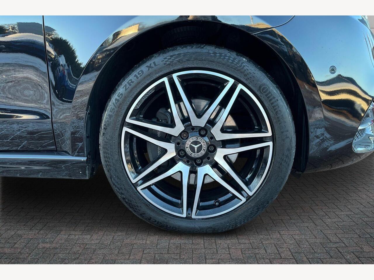 Used Mercedes-Benz V-Class 2024 for sale - 77528627: Photo 4