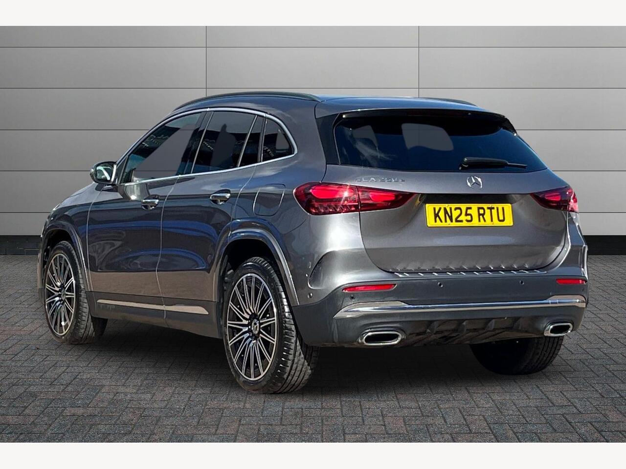 Used Mercedes-Benz GLA 2025 for sale - 78139671: Photo 2