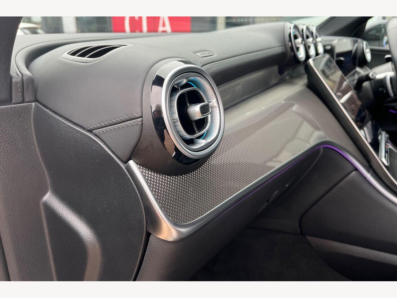 Used Mercedes-Benz GLC 2024 for sale - 76678349: Photo 10