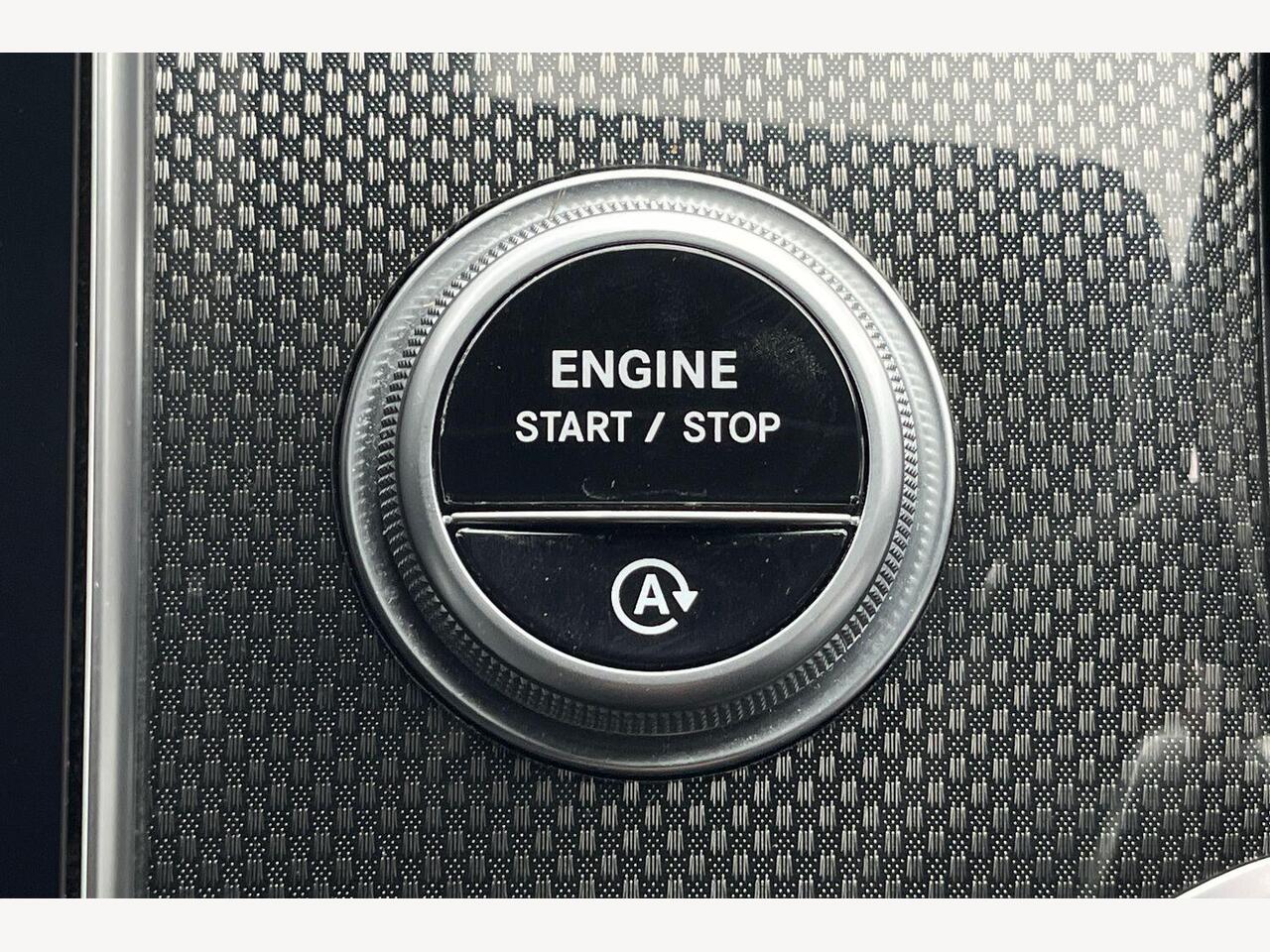 Used Mercedes-Benz GLC 2024 for sale - 76678349: Photo 23