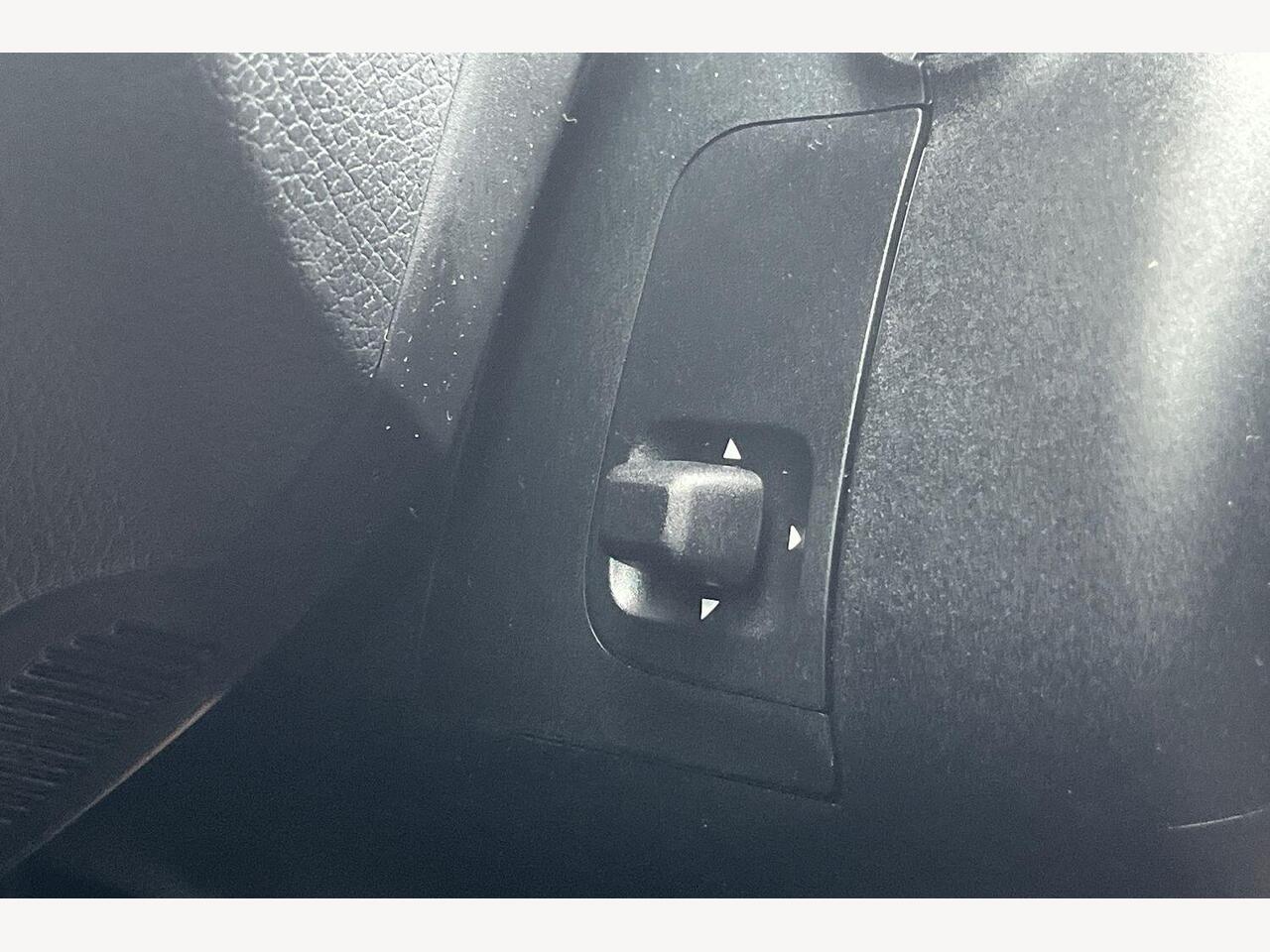 Used Mercedes-Benz GLC 2024 for sale - 76678349: Photo 24