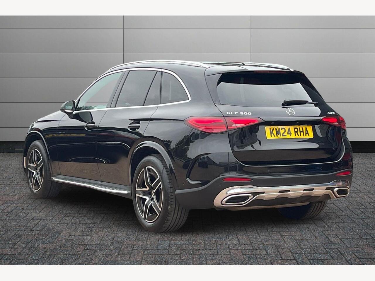 Used Mercedes-Benz GLC 2024 for sale - 76678349: Photo 3