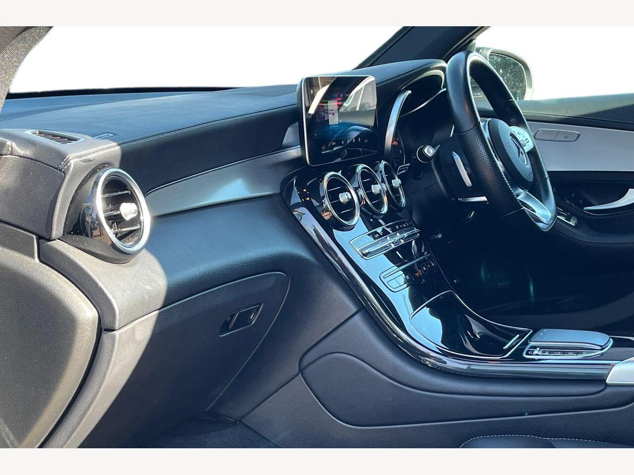 Used Mercedes-Benz GLC 2022 for sale - 78036625: Photo 9