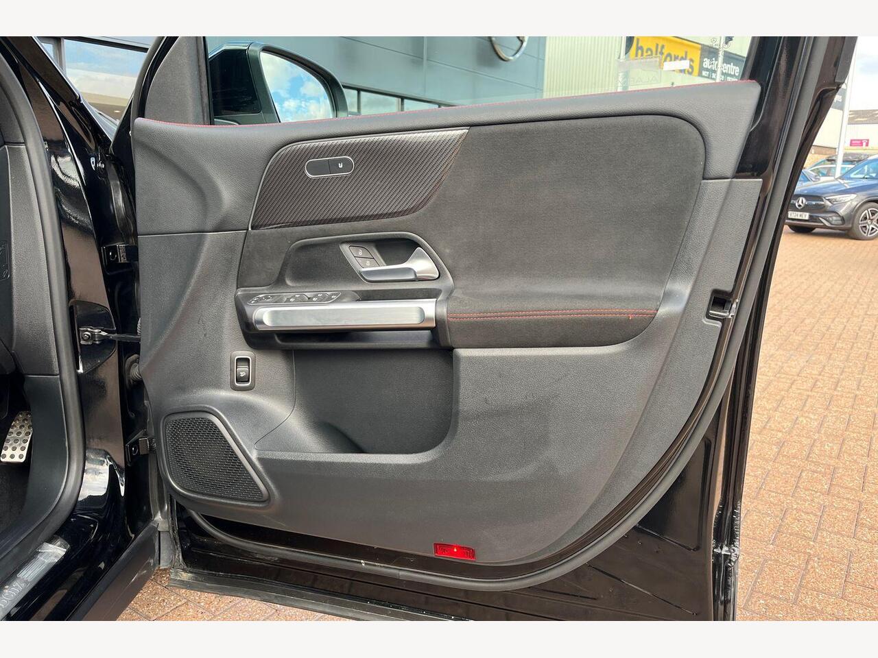 Used Mercedes-Benz GLB 2024 for sale - 77138422: Photo 23