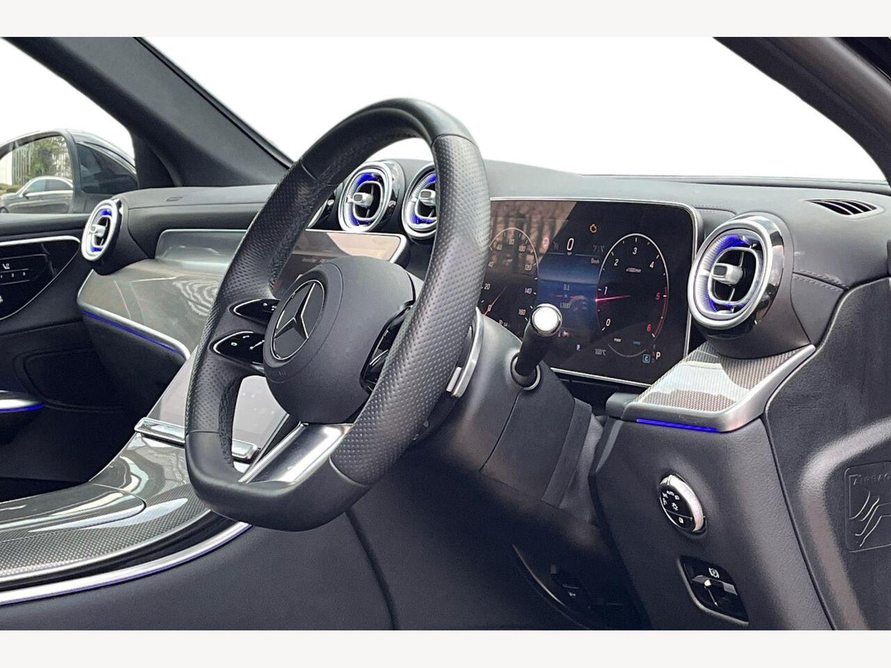 Used Mercedes-Benz GLC 2024 for sale - 77332741: Photo 5