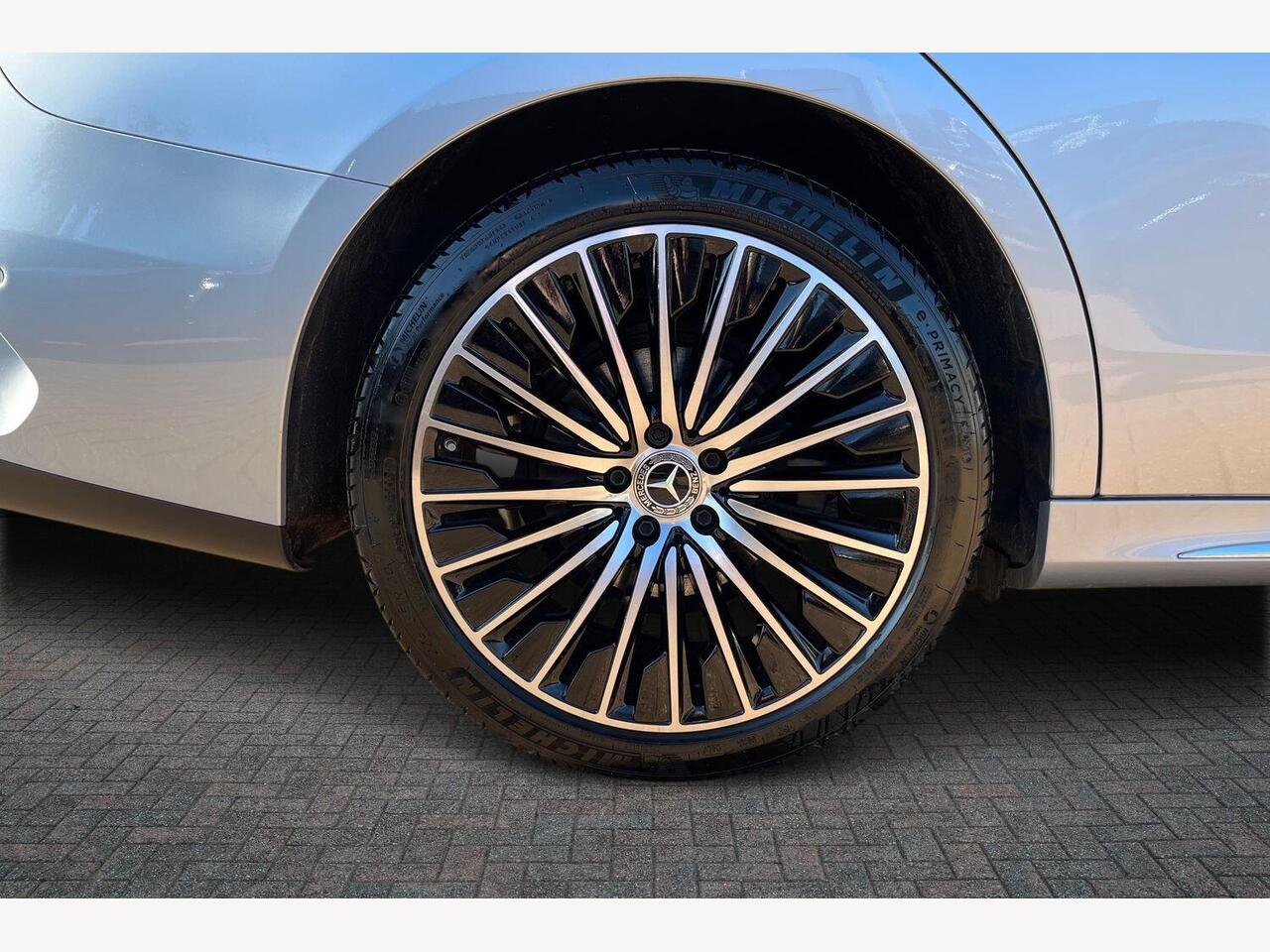 Used Mercedes-Benz E Class 2025 for sale - 77972406: Photo 4