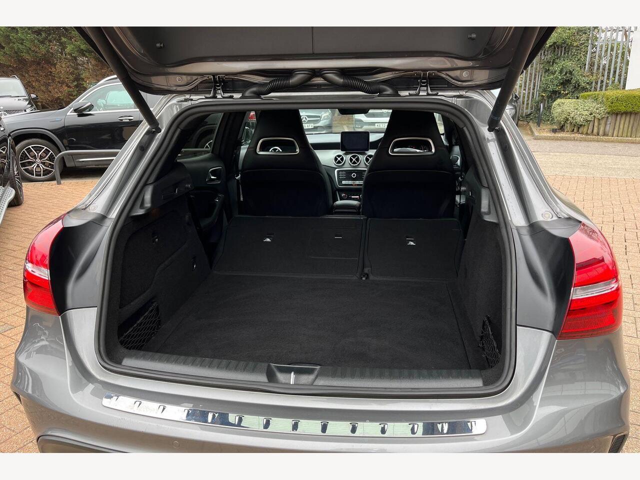 Used Mercedes-Benz GLA 2020 for sale - 77910918: Photo 14