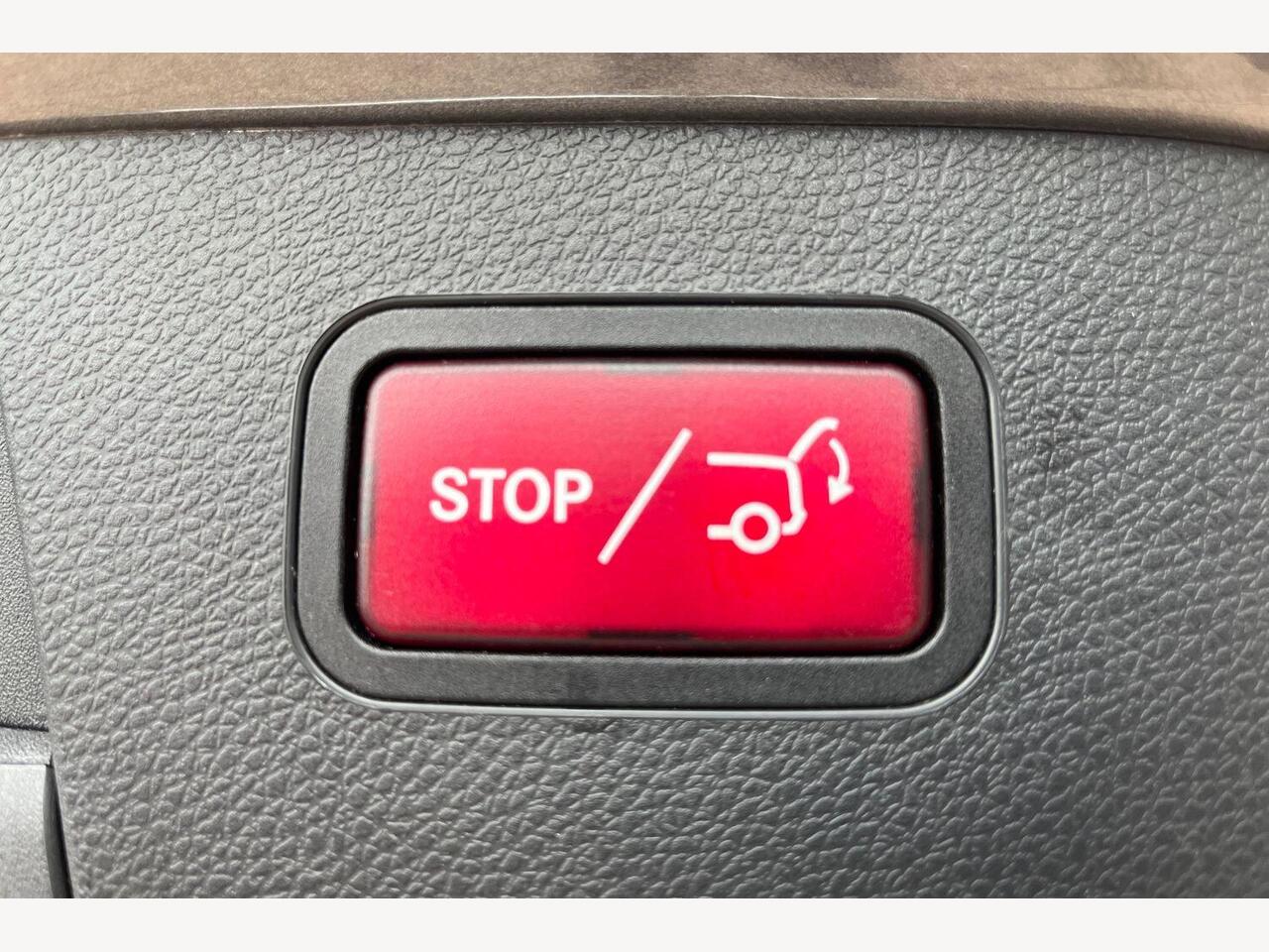 Used Mercedes-Benz GLA 2020 for sale - 77910918: Photo 17