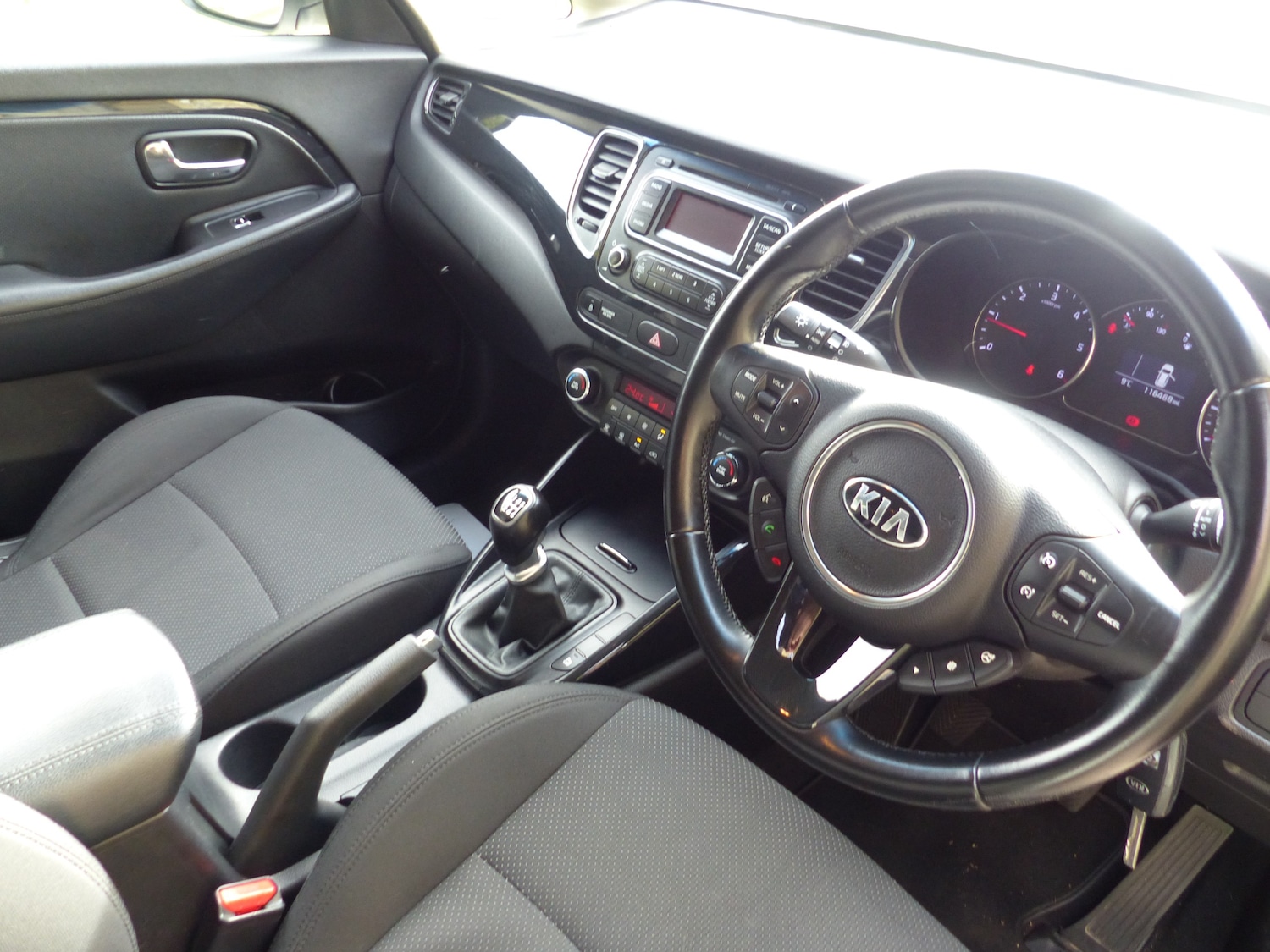 Used Kia Carens 2013 for sale - 78078620: Photo 8