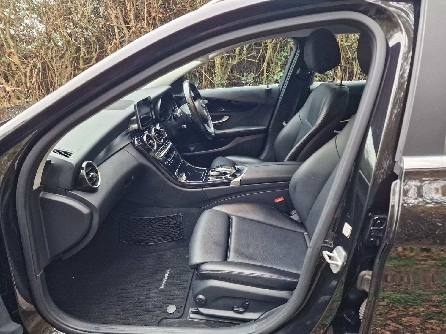 Used Mercedes-Benz C Class 2016 for sale - 76647308: Photo 17