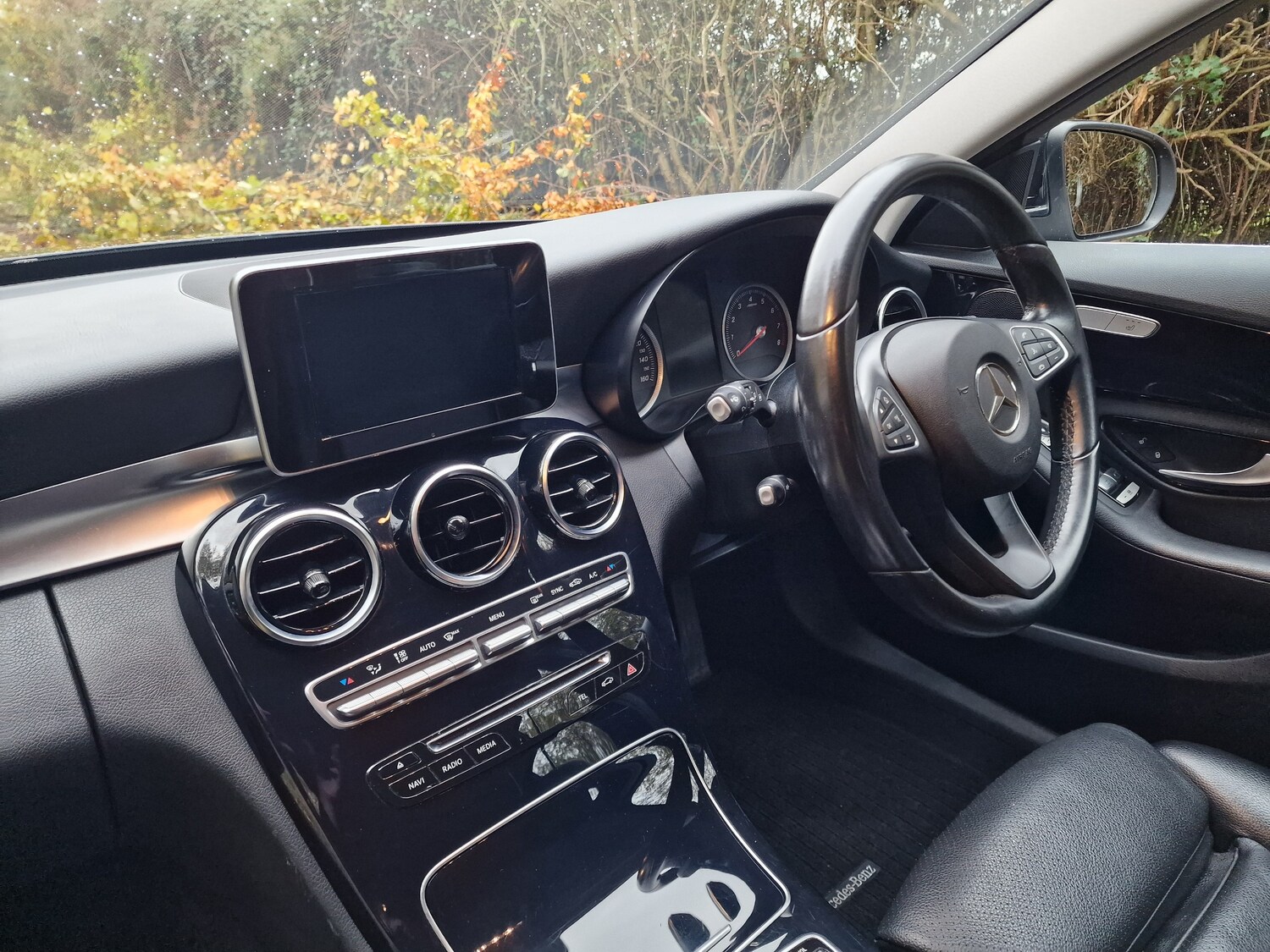 Used Mercedes-Benz C Class 2016 for sale - 76647308: Photo 29