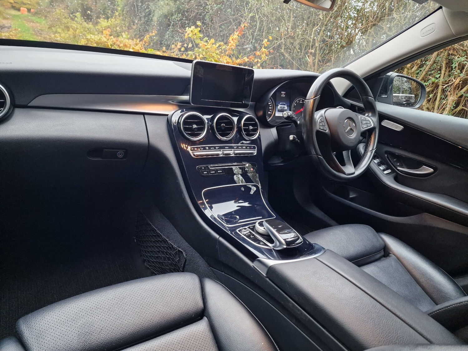 Used Mercedes-Benz C Class 2016 for sale - 76647308: Photo 30