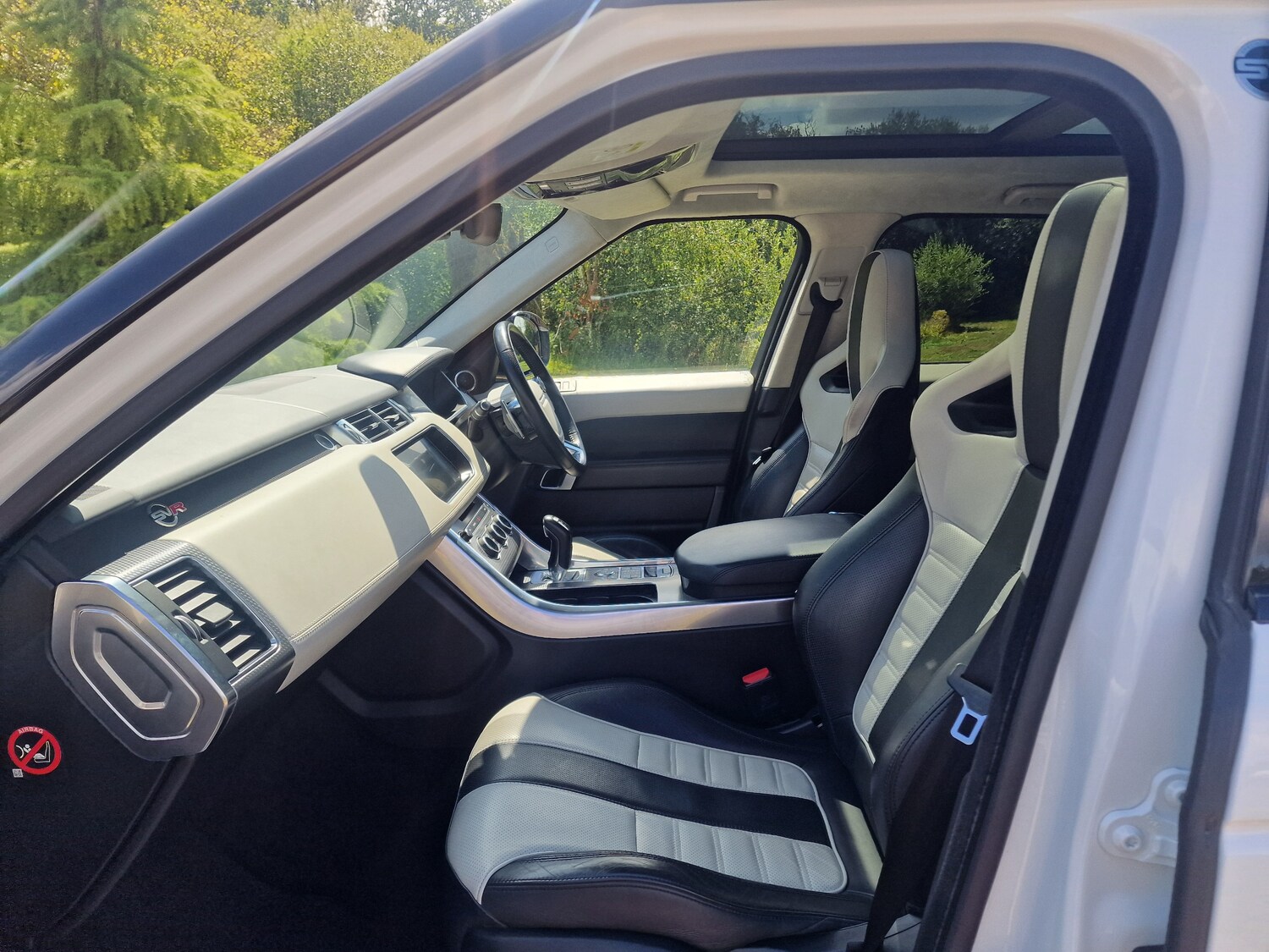 Used Land Rover Range Rover Sport 2017 for sale - 76647311: Photo 28