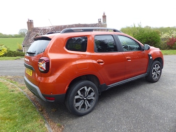 Used Dacia Duster 2023 for sale - 78242279: Photo