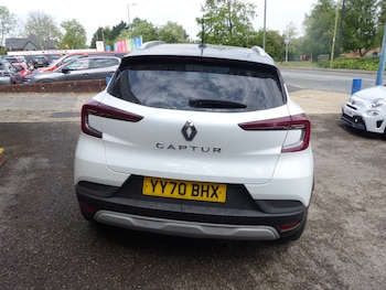 Used Renault Captur 2020 for sale - 79450915: Photo