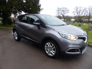 Used Renault Captur 2015 for sale - 76819759: Photo