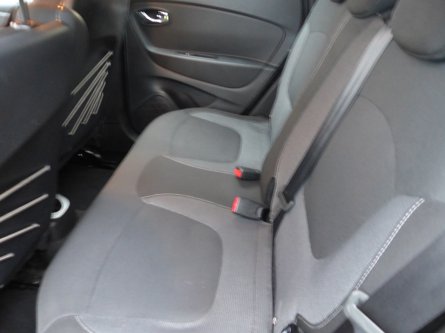 Used Renault Captur 2015 for sale - 76819759: Photo 9