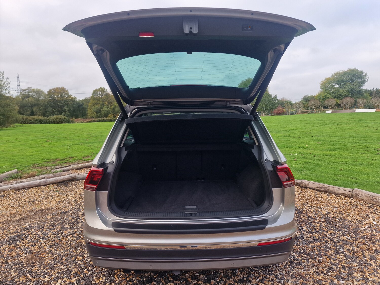 Used Volkswagen Tiguan 2017 for sale - 76647314: Photo 13