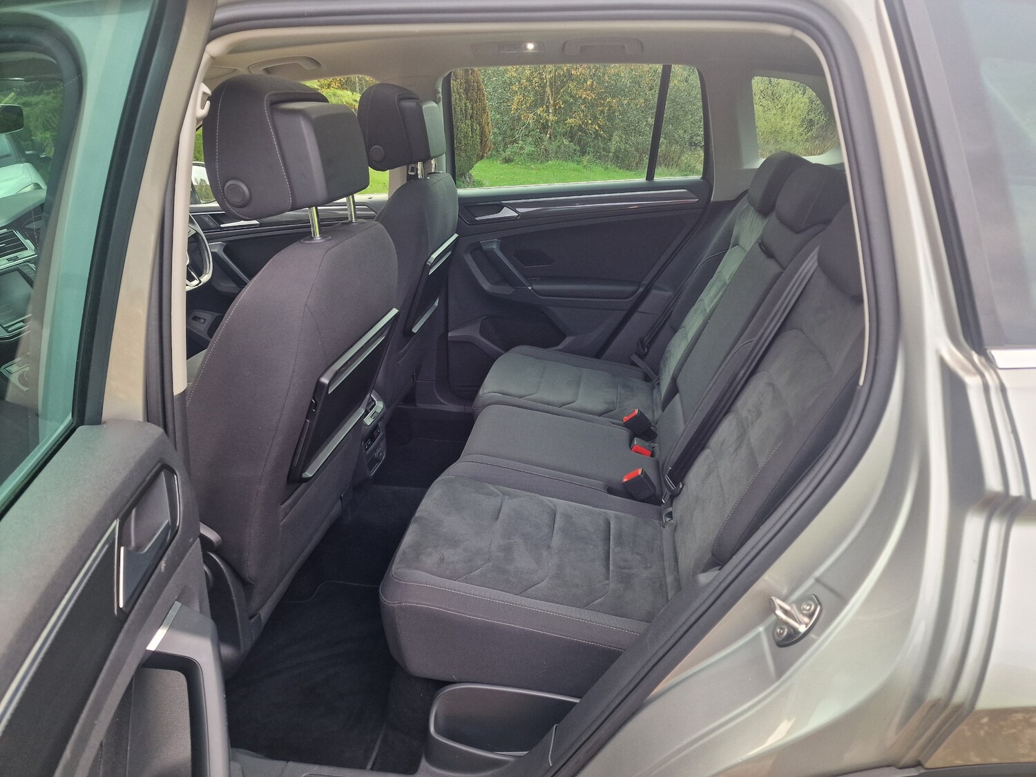 Used Volkswagen Tiguan 2017 for sale - 76647314: Photo 32