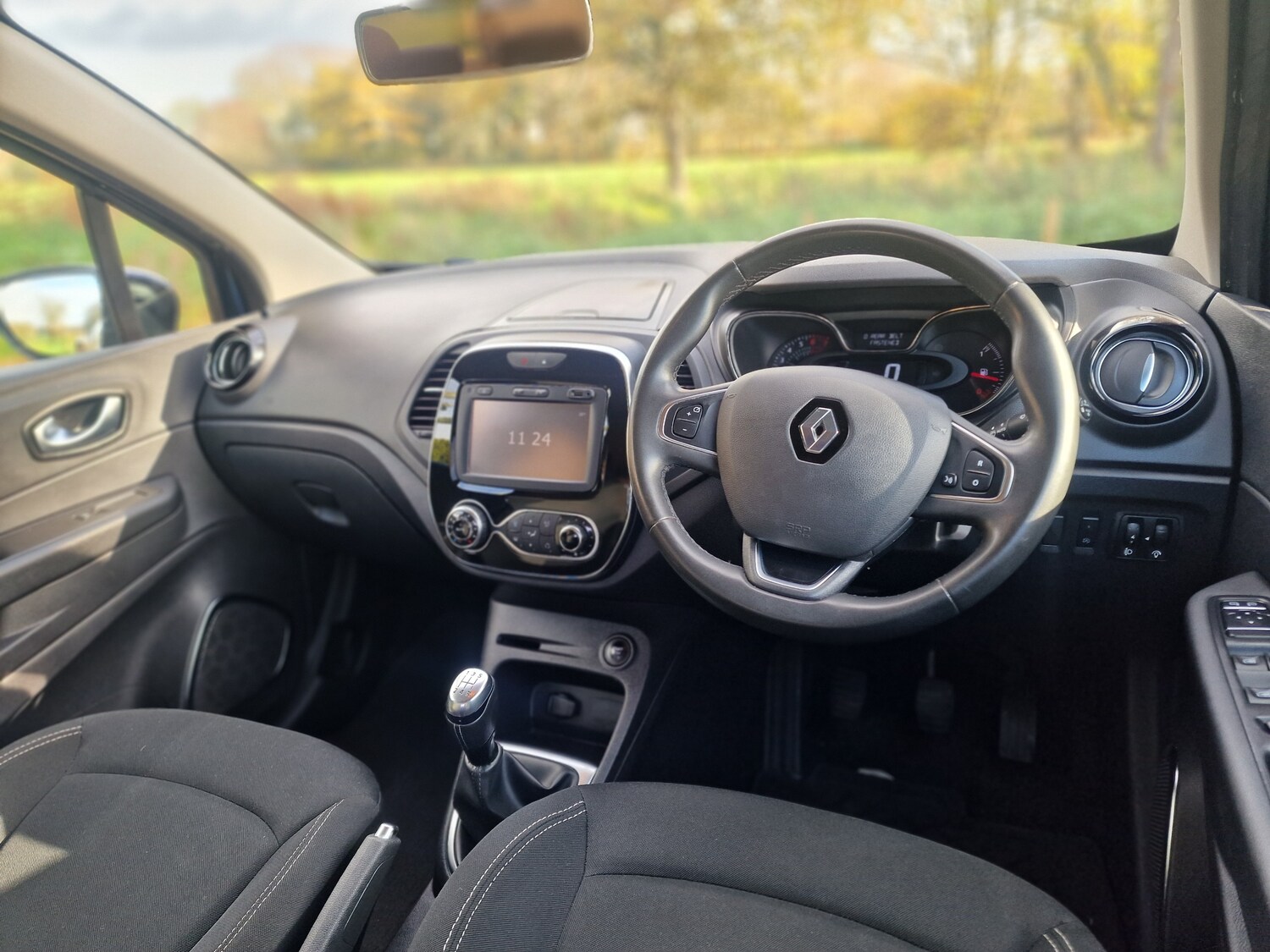 Used Renault Captur 2018 for sale - 76647315: Photo 18