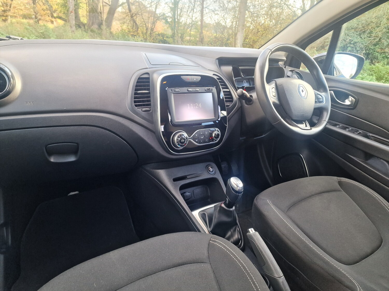 Used Renault Captur 2018 for sale - 76647315: Photo 19