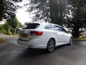 Used Toyota Avensis 2012 for sale - 79570652: Photo