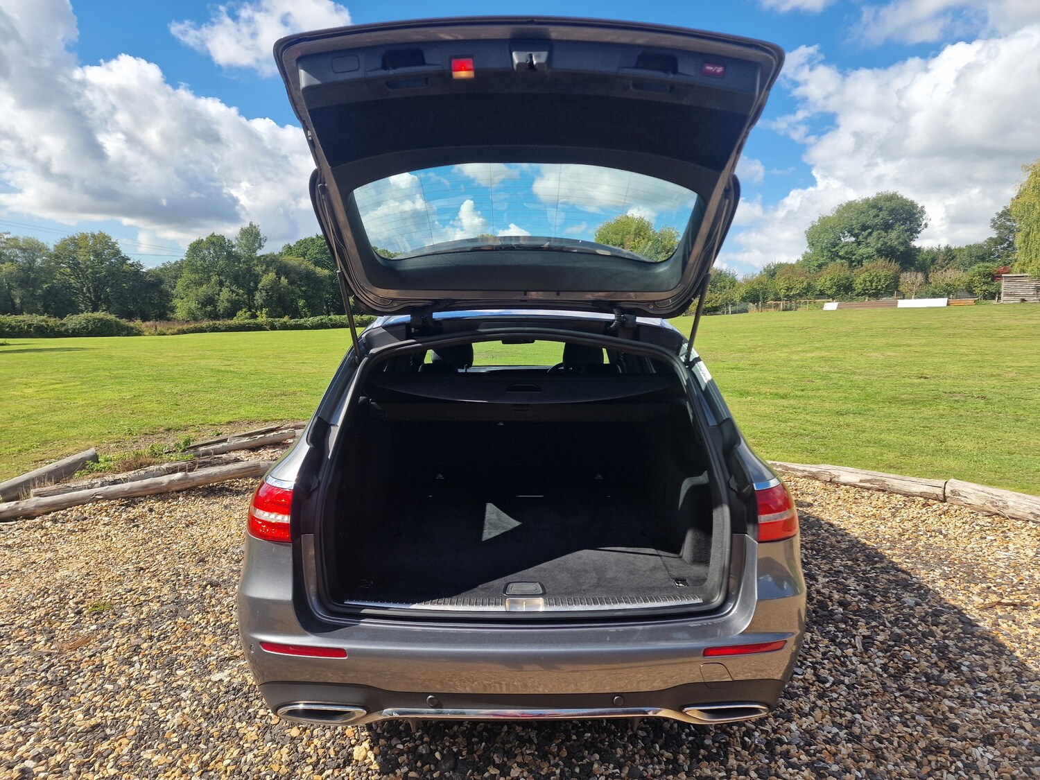 Used Mercedes-Benz E Class 2018 for sale - 76647309: Photo 16