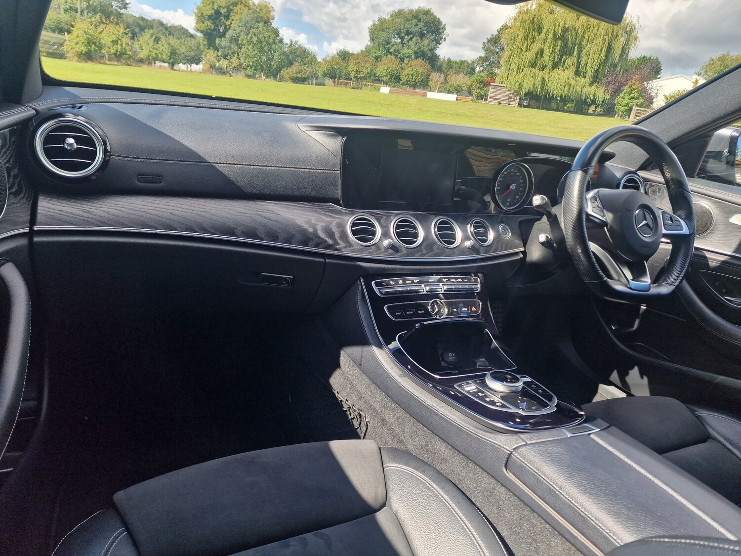 Used Mercedes-Benz E Class 2018 for sale - 76647309: Photo 23