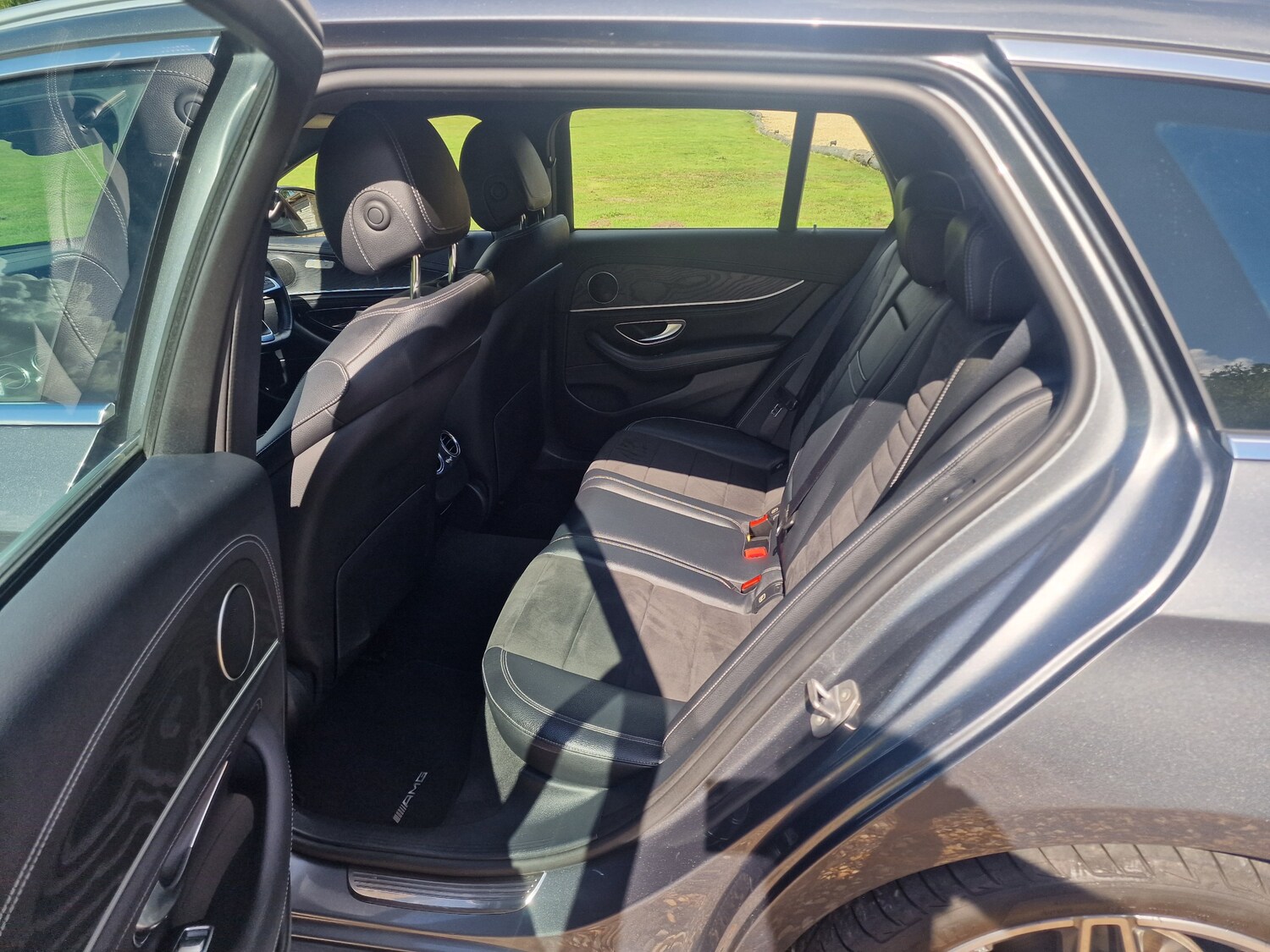 Used Mercedes-Benz E Class 2018 for sale - 76647309: Photo 29