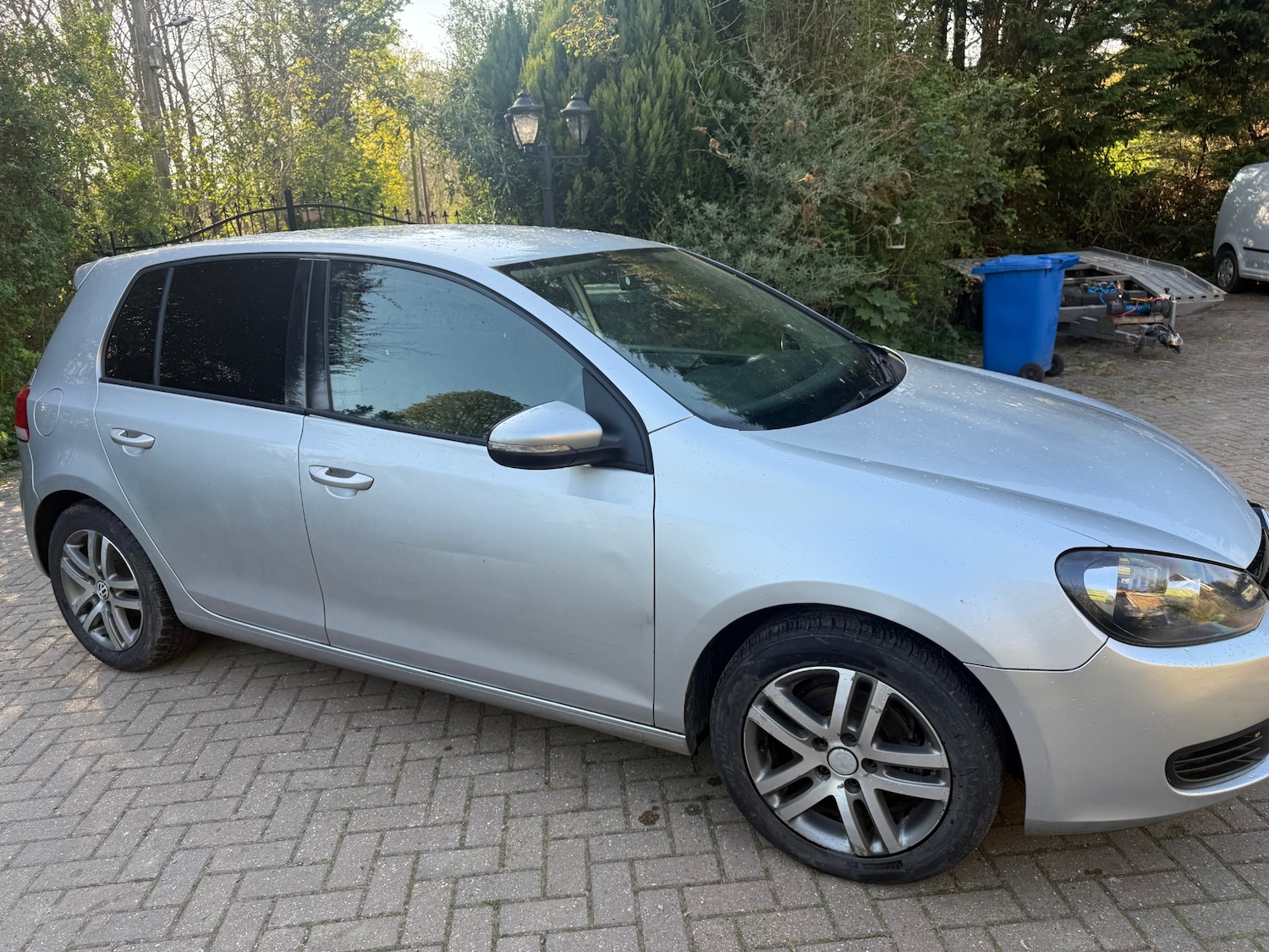 Used Volkswagen Golf 2011 for sale - 76354985: Photo 5