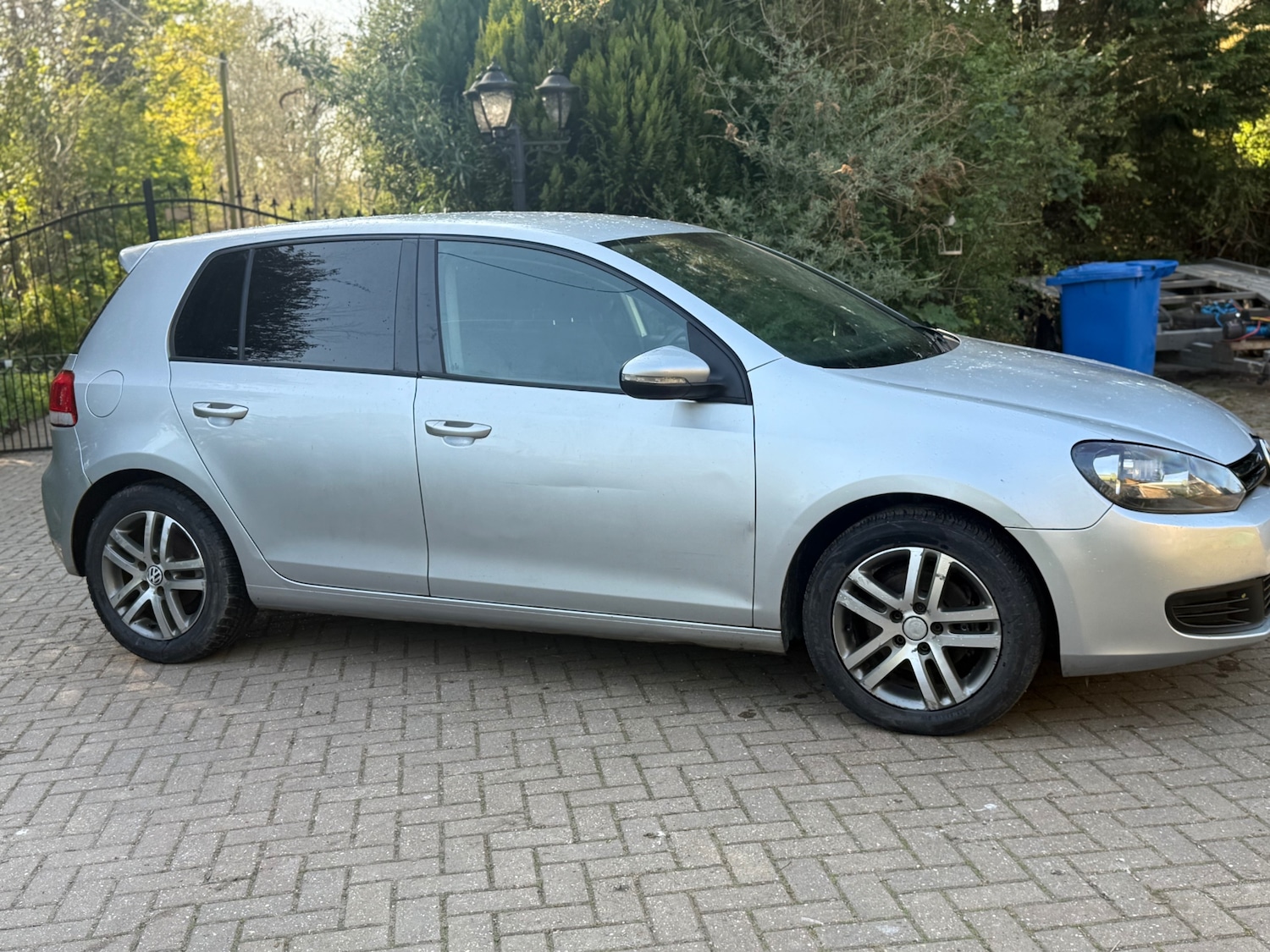 Used Volkswagen Golf 2011 for sale - 76354985: Photo 6