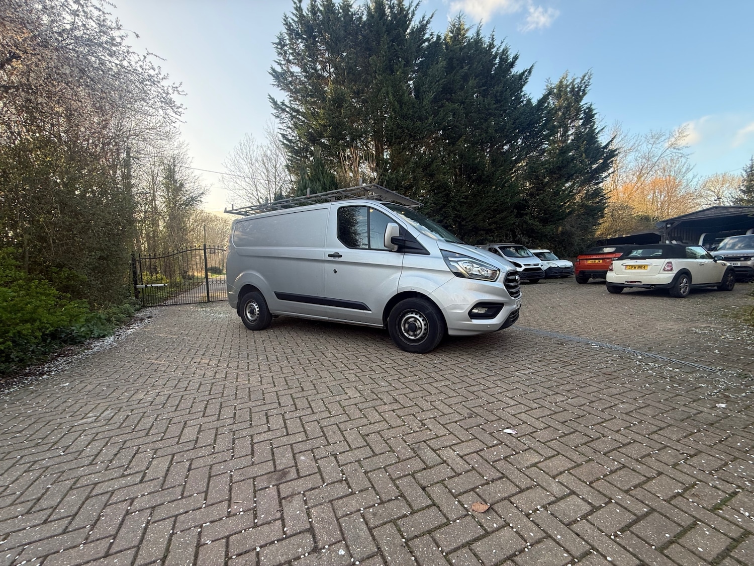 Used Ford Transit Custom 2020 for sale - 77837215: Photo 2