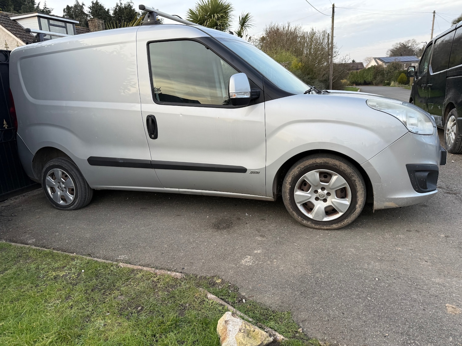 Used Vauxhall Combo 2014 for sale - 76583435: Photo 3