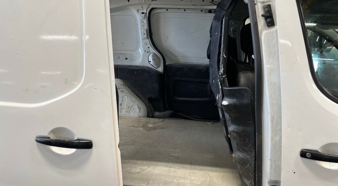 Used Peugeot Partner 2017 for sale - 77136620: Photo 8