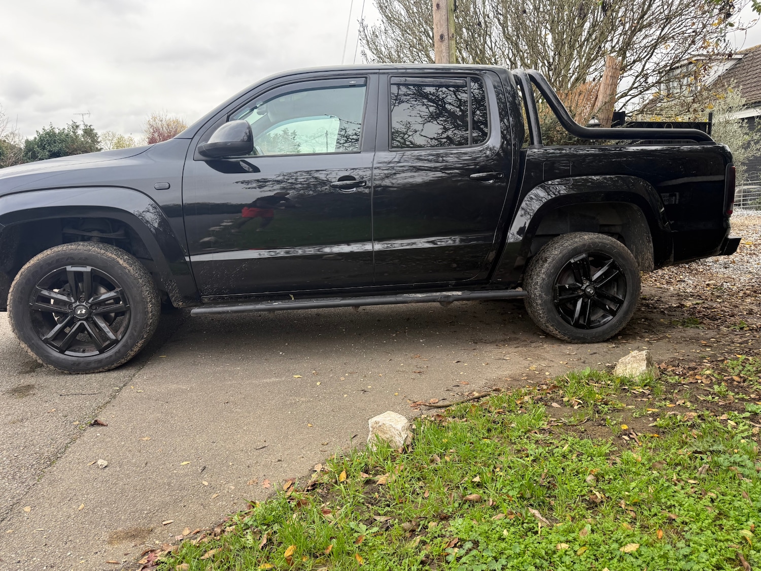 Used Volkswagen Amarok 2014 for sale - 76548078: Photo 8