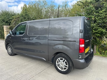Used Vauxhall Vivaro 2023 for sale - 79633926: Photo