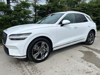 Used Genesis GV70 2023 for sale - 79388204: Photo