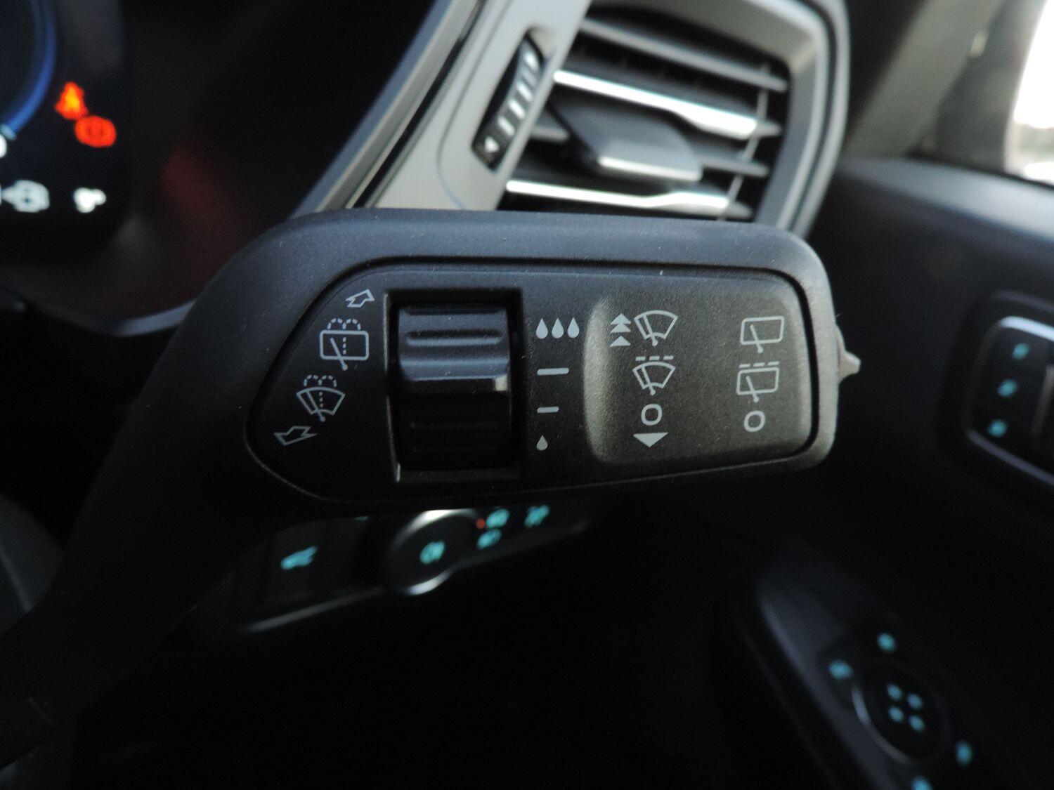 Used Ford Kuga 2025 for sale - 76839365: Photo 18