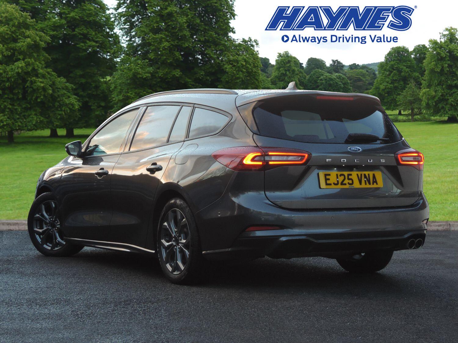 Used Ford Focus 2025 for sale - 76886927: Photo 2