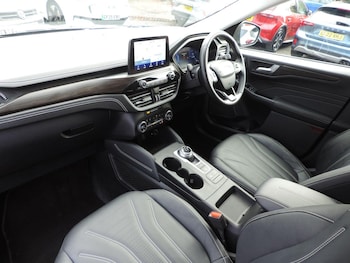 Used Ford Kuga 2022 for sale - 76992801: Photo