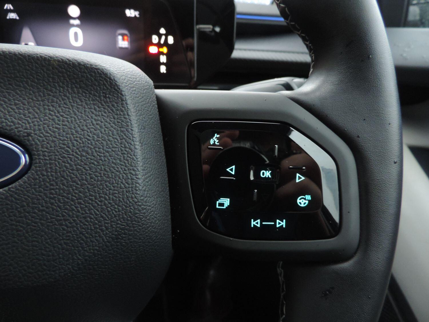 Used Ford Explorer 2024 for sale - 76823521: Photo 12