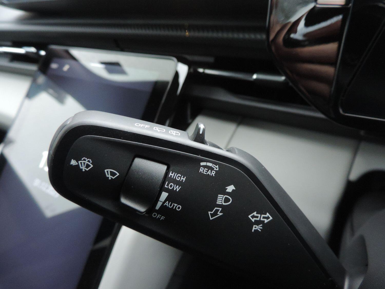 Used Ford Explorer 2024 for sale - 76823521: Photo 14