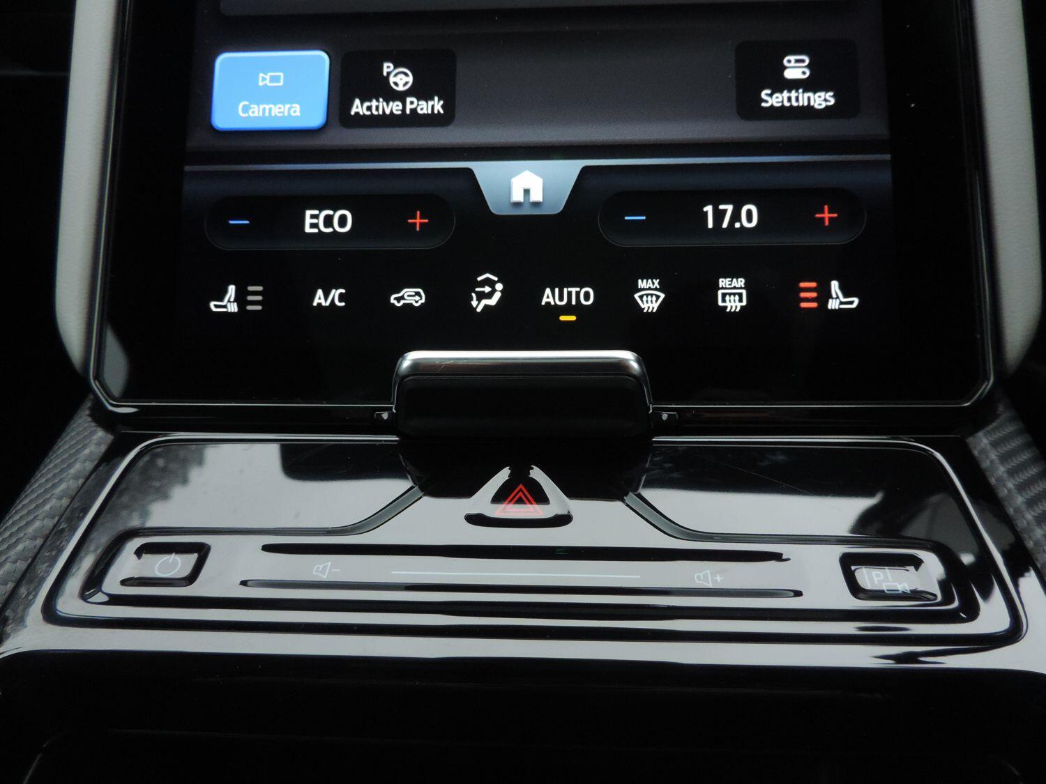 Used Ford Explorer 2024 for sale - 76823521: Photo 28